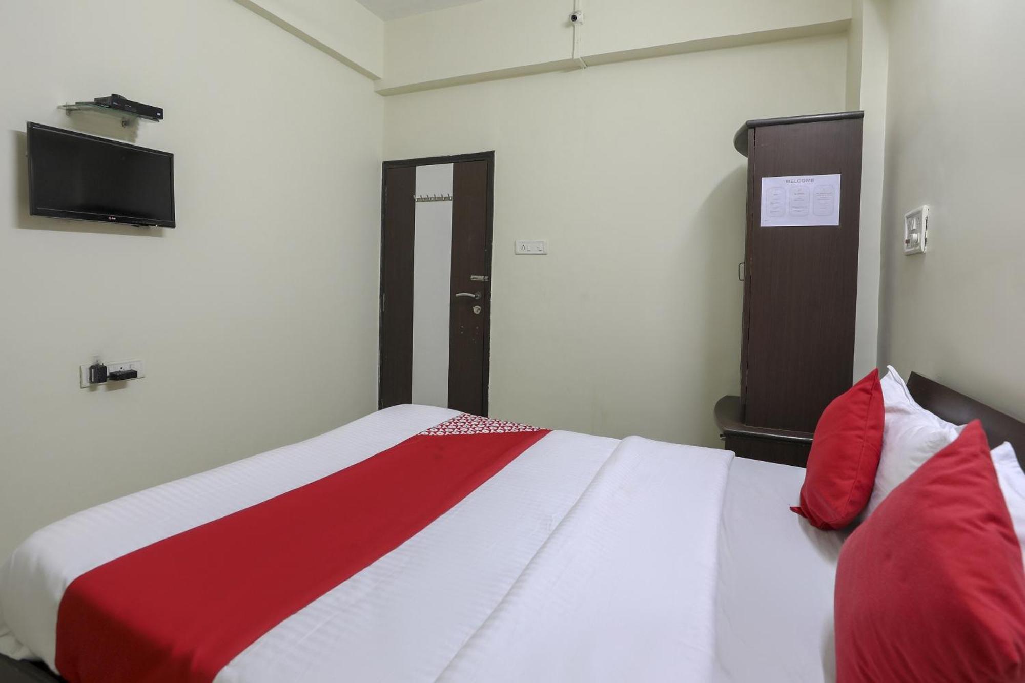 Collection O Shyam Vatika Banquet And Rooms Surat Exterior foto