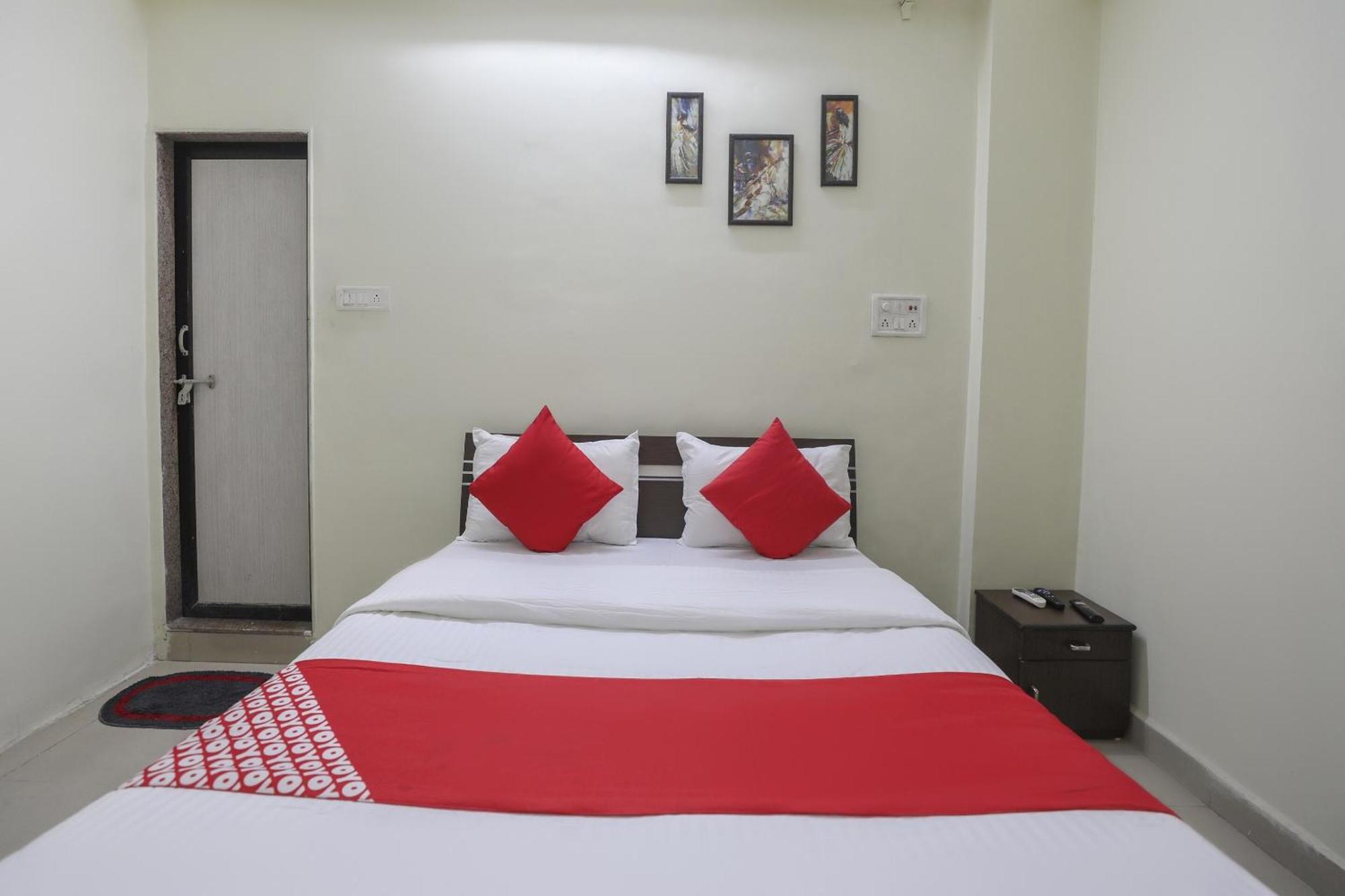 Collection O Shyam Vatika Banquet And Rooms Surat Exterior foto